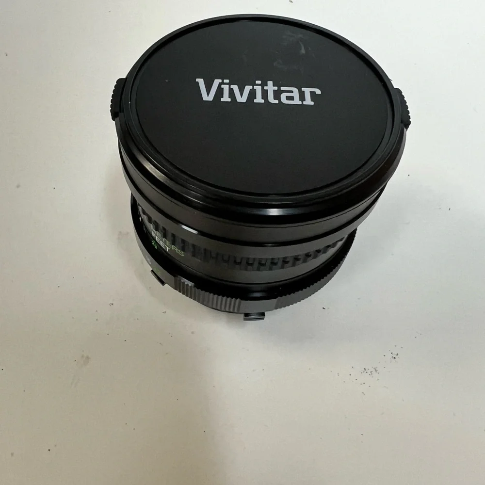 VIVITAR WIDE ANGLE LENS - Picture 2 of 4